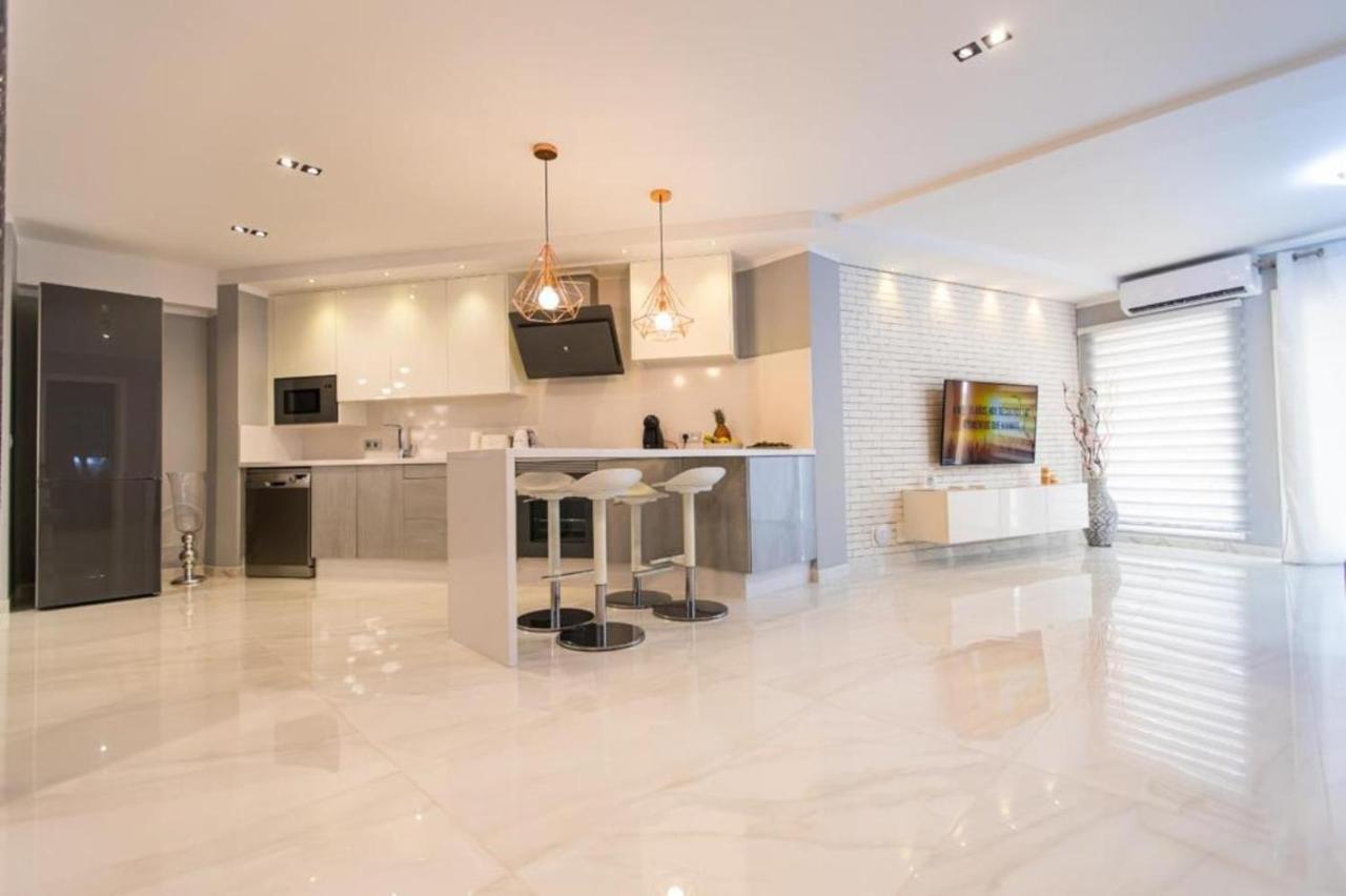 Luxury 2 Bedroom Apartment In Los Cristianos Los Cristianos  Buitenkant foto